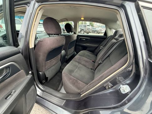 Used 2013 Nissan Altima 2.5 S FWD image 25