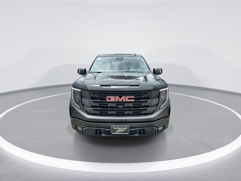 New 2026 GMC Sierra 1500 Elevation w/ Preferred Package AWD/4WD image 3