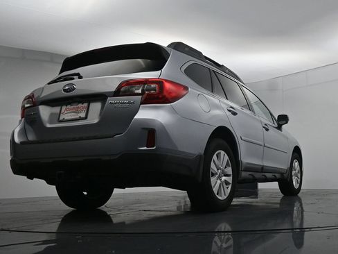 Used 2017 Subaru Outback 2.5i Premium AWD/4WD image 36