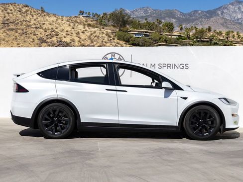 Used 2023 Tesla Model X AWD/4WD image 6