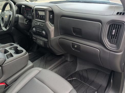 Used 2025 Chevrolet Silverado 1500 W/T w/ WT Value Package AWD/4WD image 26
