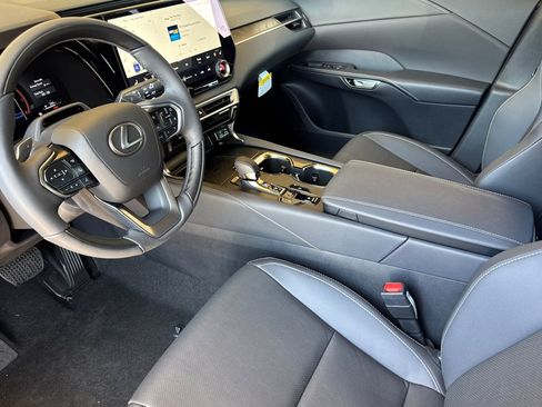 New 2026 Lexus RX 350 FWD image 11