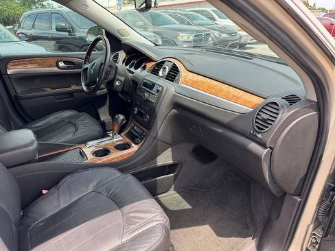 Used 2012 Buick Enclave Leather AWD/4WD image 17
