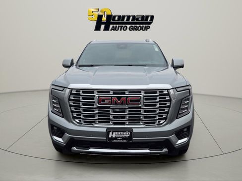 Used 2025 GMC Yukon Denali AWD/4WD image 8