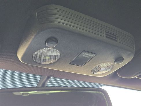 Used 2016 Ford Mustang GT Premium image 31