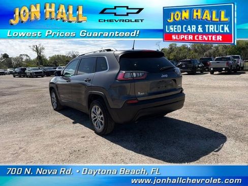 Used 2021 Jeep Cherokee Latitude Plus image 7