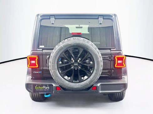 Used 2022 Jeep Wrangler Sahara w/ Cold Weather Group image 7