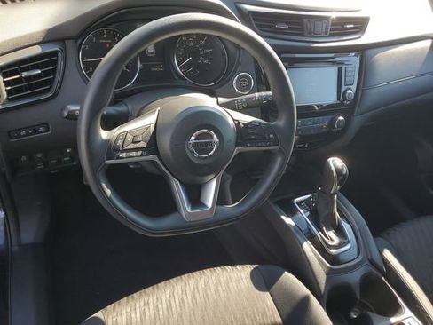Used 2019 Nissan Rogue S AWD/4WD image 17