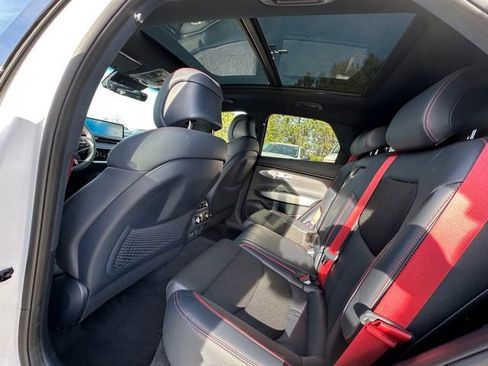 Used 2023 Genesis GV70 2.5T w/ Sport Prestige Package image 15