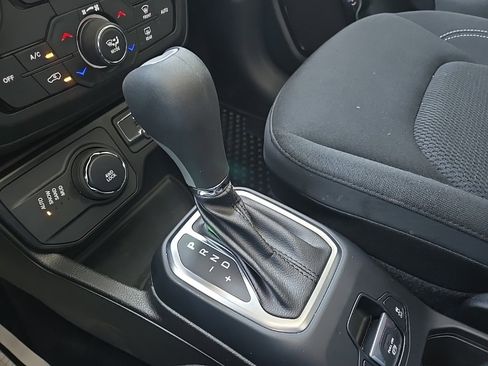 Used 2023 Jeep Renegade Altitude w/ Sun/Sound Group image 65