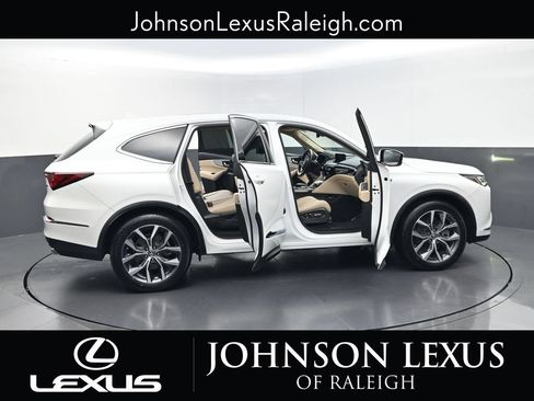 Used 2022 Acura MDX FWD w/ Technology Package image 32
