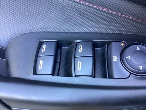 Used 2023 Chevrolet TrailBlazer RS w/ Sun and Liftgate Package AWD/4WD image 37