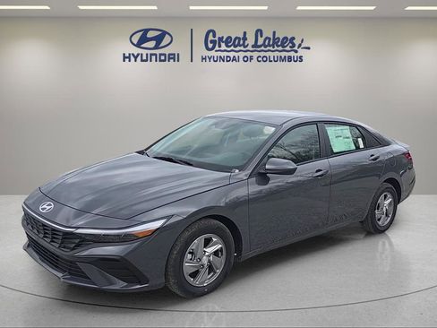New 2026 Hyundai Elantra SE w/ Cargo Package FWD image 1