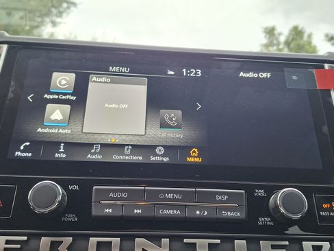 New 2026 Nissan Frontier SV w/ Tow Package AWD/4WD image 9