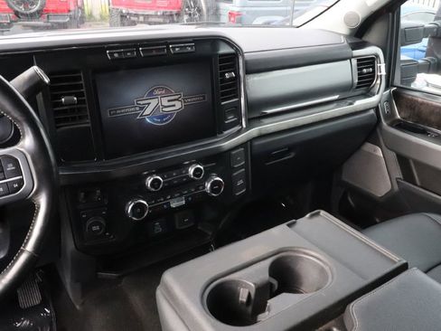 Used 2023 Ford F450 Lariat w/ Chrome Package image 33