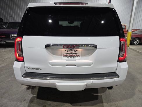 Used 2017 GMC Yukon Denali w/ Open Road Package AWD/4WD image 10