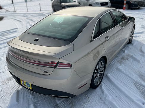 Used 2017 Lincoln MKZ Select w/ Select Plus Package image 9