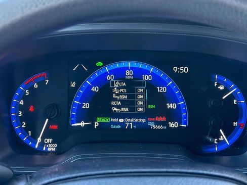 Used 2022 Toyota Corolla LE FWD image 22