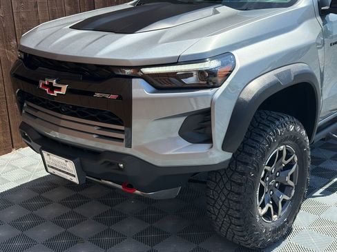 Used 2024 Chevrolet Colorado ZR2 w/ ZR2 Convenience Package III AWD/4WD image 22