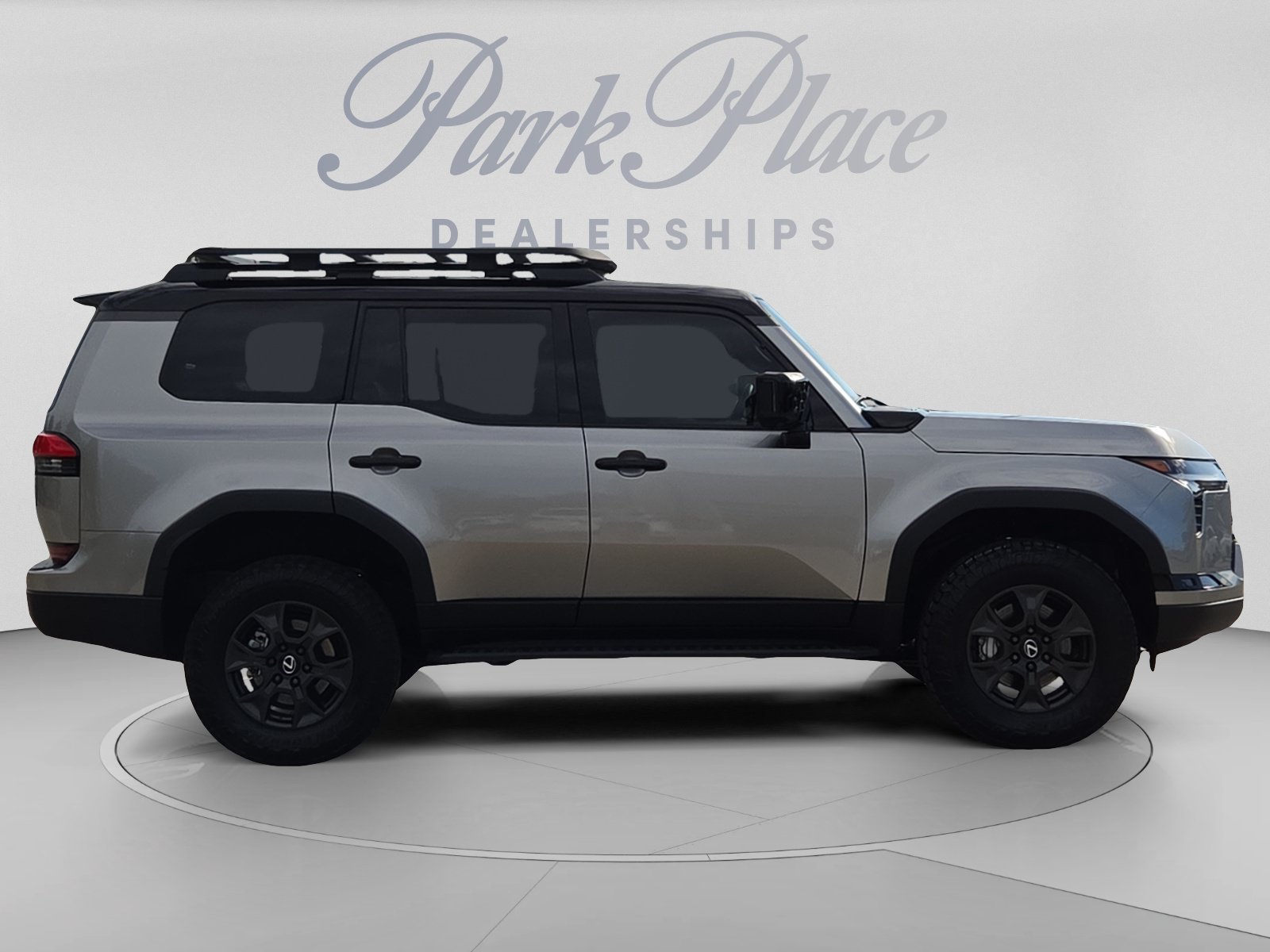 Used 2025 Lexus GX 550 w/ Accessory Package (32) AWD/4WD image 6