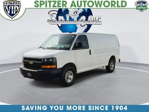 Used 2020 Chevrolet Express 2500 w/ Driver Convenience Package RWD image 5