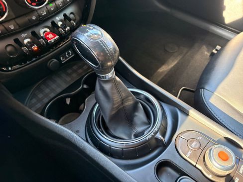 Used 2016 MINI Cooper Clubman image 17