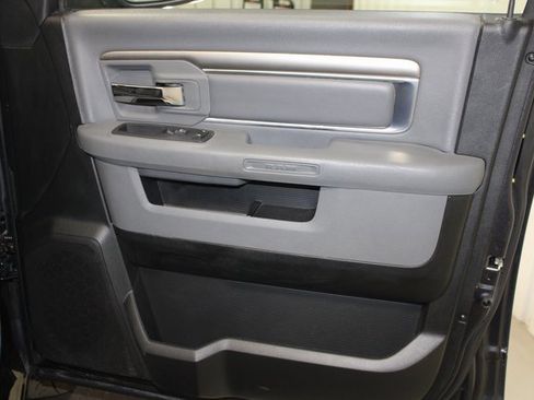 Used 2017 RAM 1500 Big Horn image 18