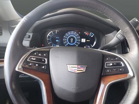 Used 2020 Cadillac Escalade ESV Luxury image 23