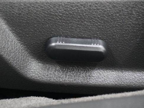 Used 2013 Ford Mustang Coupe image 15