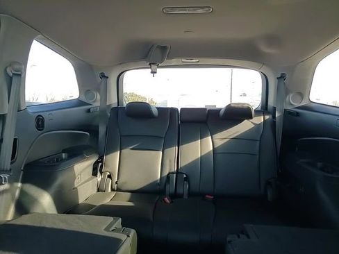 Used 2022 Honda Pilot Touring image 27