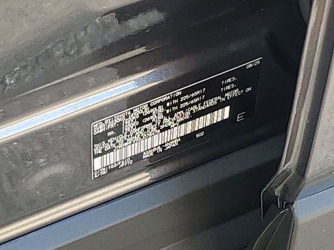 Used 2025 Toyota RAV4 XLE image 48