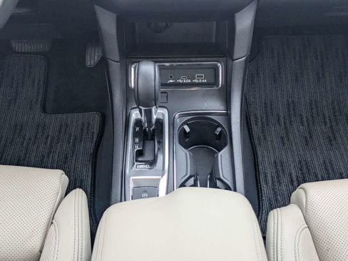 Certified 2025 Subaru Ascent Limited AWD/4WD image 21