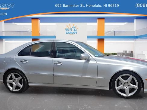 Used 2009 Mercedes-Benz E 350 Sedan image 12
