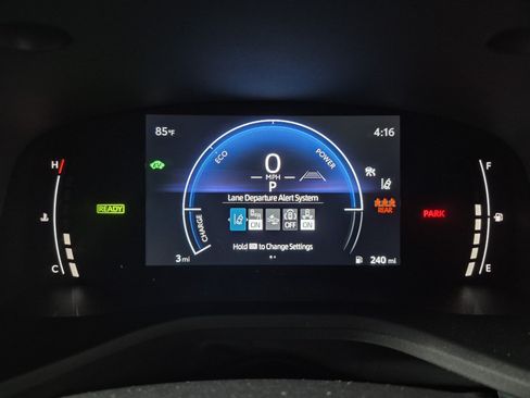 New 2026 Toyota Camry Hybrid FWD image 24