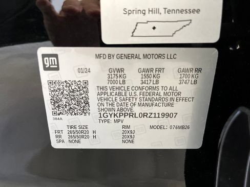 Certified 2024 Cadillac Lyriq Luxury w/ LPO, Floor Liner Package AWD/4WD image 25
