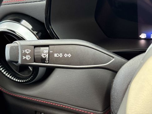 Used 2023 Chevrolet Colorado Z71 w/ Z71 Convenience Package 2 image 9