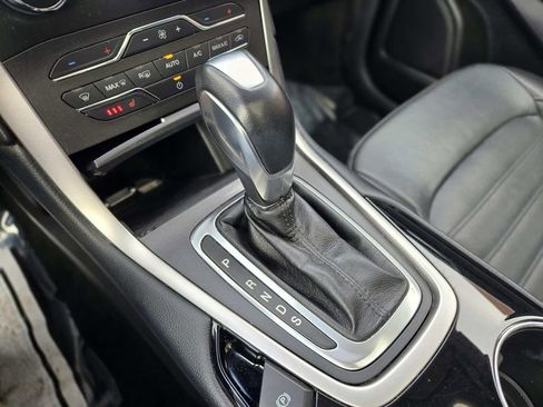 Used 2018 Ford Edge SEL w/ Equipment Group 201A image 30