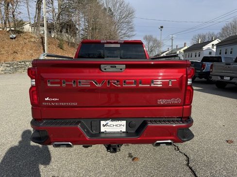 Used 2024 Chevrolet Silverado 1500 High Country w/ High Country Premium Package image 4