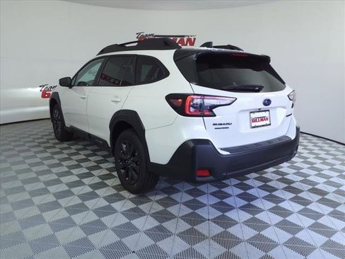 New 2025 Subaru Outback Onyx Edition image 2