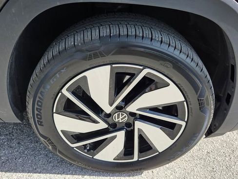 Used 2026 Volkswagen Atlas SE AWD/4WD image 10
