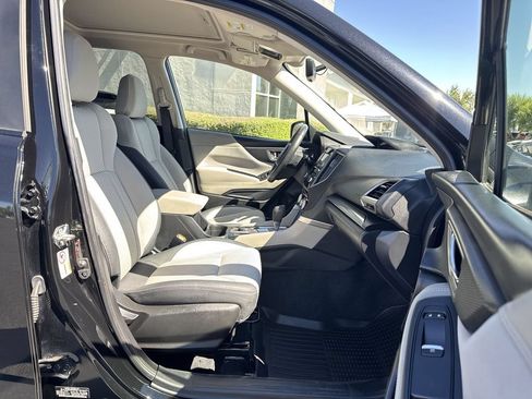 Used 2019 Subaru Forester Premium AWD/4WD image 25