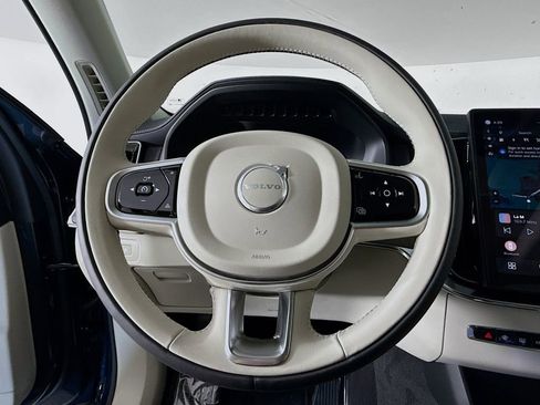 New 2026 Volvo XC90 T8 Ultra w/ Protection Package Premier AWD/4WD image 11