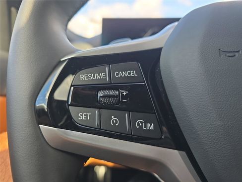 Certified 2025 BMW 330i Sedan w/ Convenience Package image 23