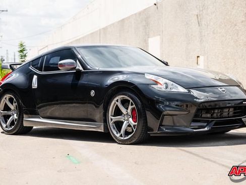 Used 2014 Nissan 370Z NISMO w/ Bose Package RWD image 7