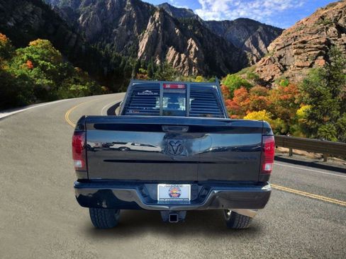 Used 2018 RAM 2500 Laramie w/ Sport Appearance Group image 4