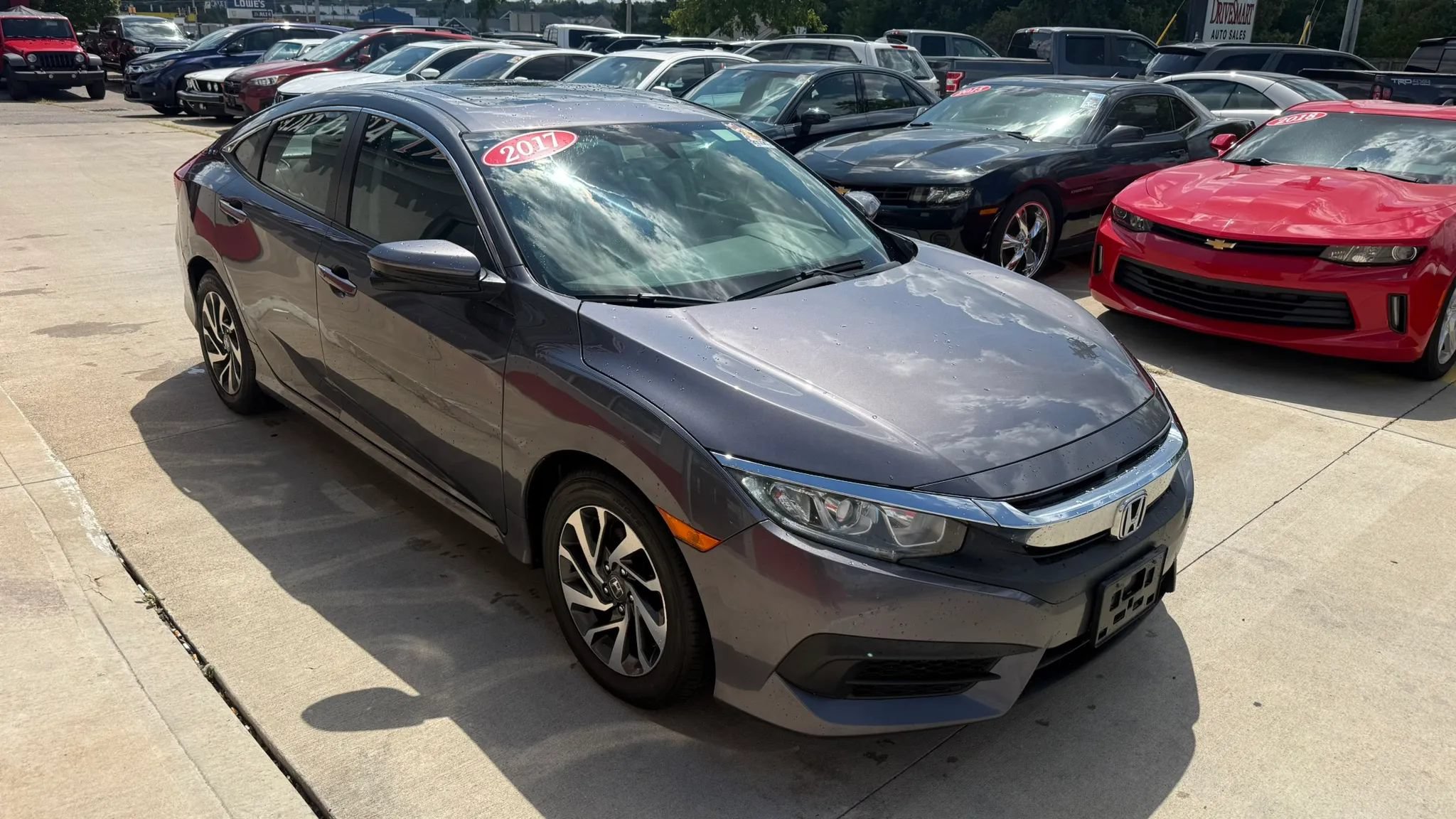 Used 2017 Honda Civic EX image 2