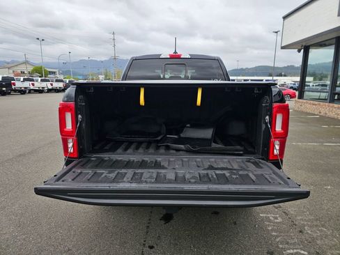 Used 2022 Ford Ranger XLT w/ Equipment Group 302A High AWD/4WD image 9