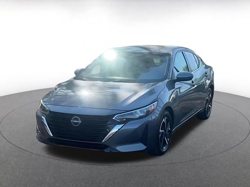 Used 2025 Nissan Sentra SV FWD image 7