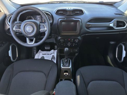 Used 2021 Jeep Renegade Sport image 9