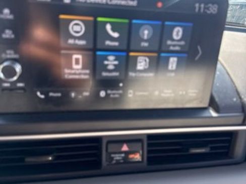 Used 2025 Honda Pilot EX-L image 16